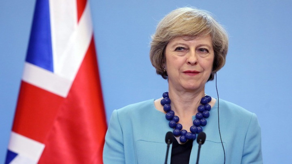 The Telegraph: Η Τερέζα Μέι πρέπει να παραιτηθεί σύντομα