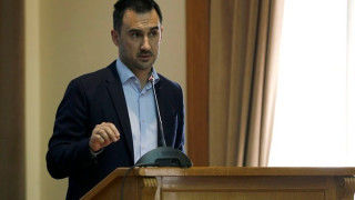 Βιώσιμη και δίκαιη ανάπτυξη, ελάφρυνση των βαρών για τα μεσοστρώματα, νέες θέσεις εργασίας με αυξημένο μισθό και ισχυρό κοινωνικό κράτος, περιλαμβάνει το σχέδιο του ΣΥΡΙΖΑ