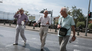 Η Ελλάδα στο top 10 των ιδανικών χωρών για συνταξιούχους
