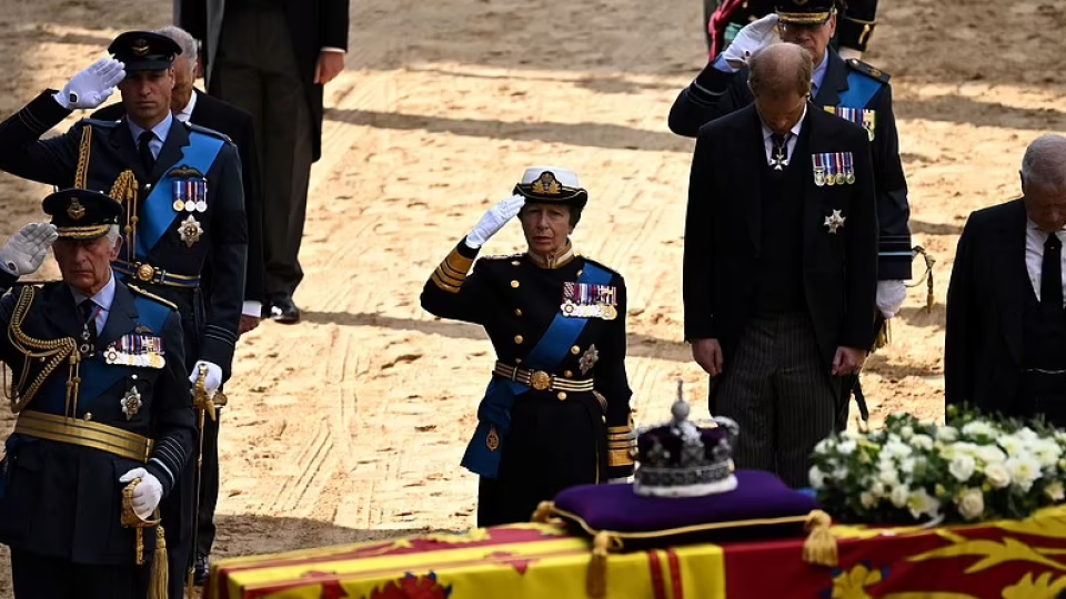 Prince Harry Humiliated ate the Queen's Coffin Procession